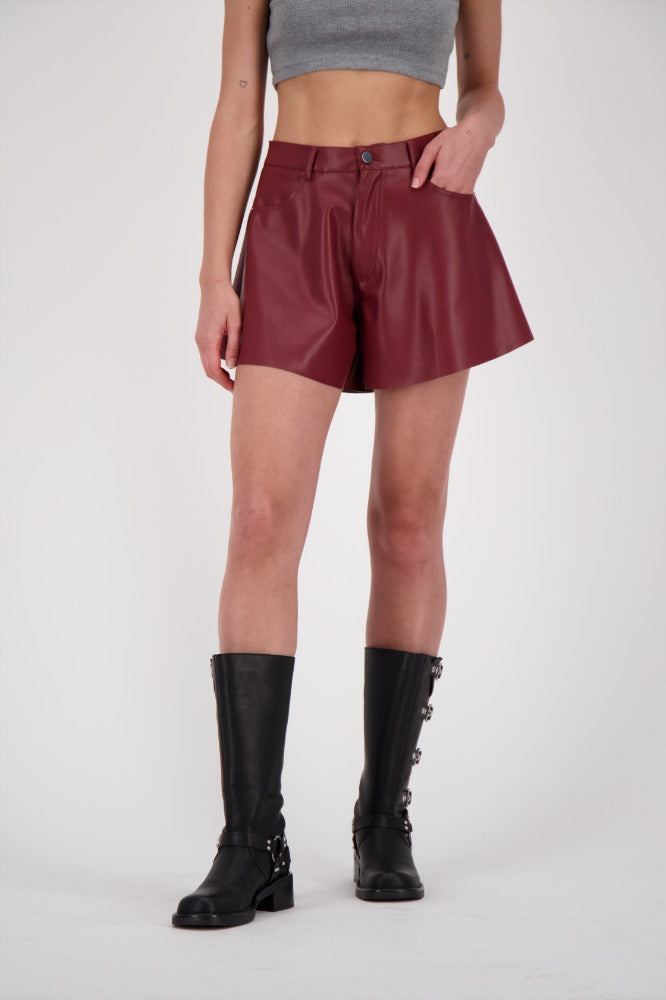 SHORT VOLADO