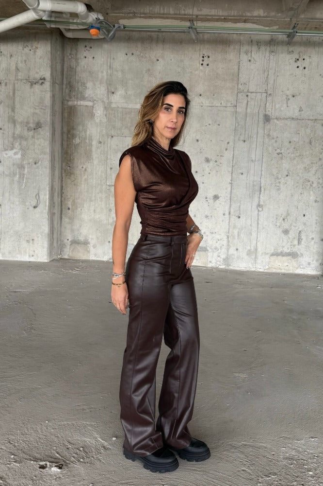DELIA TOP