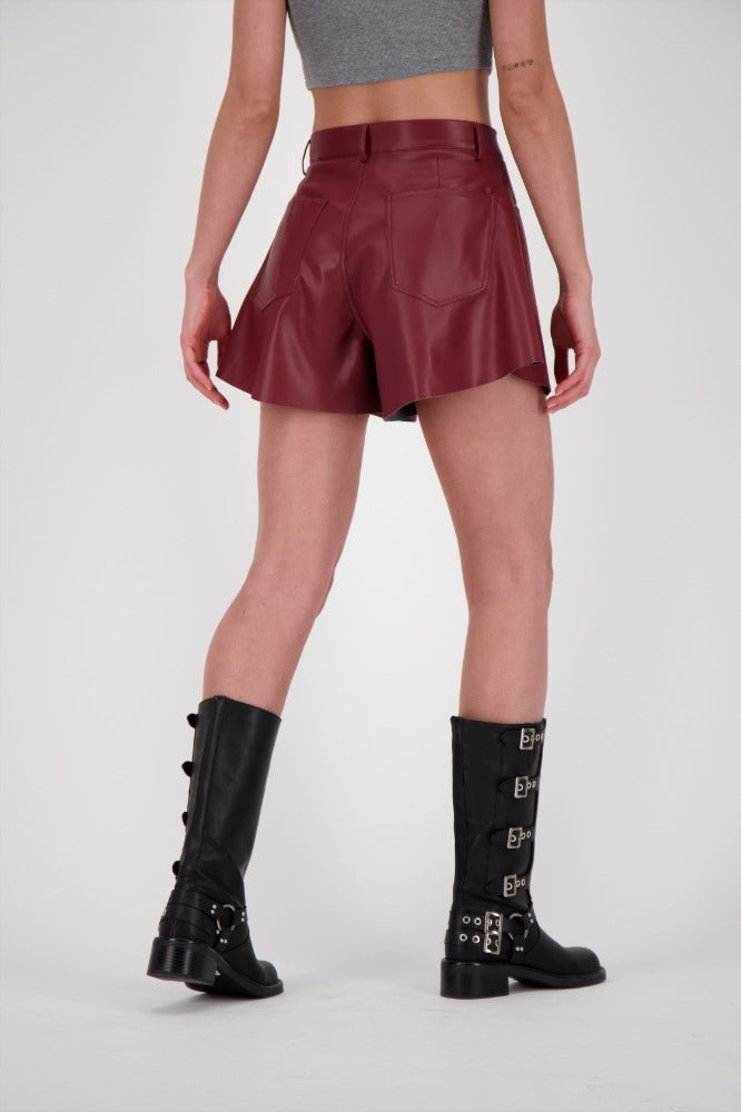 SHORT VOLADO