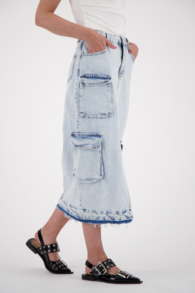 FALDA MIDI CARGO DE JEANS